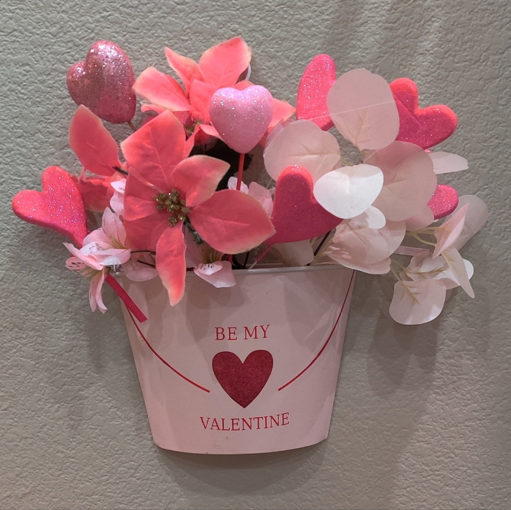 Kohl's‎ Pink Valentine's Day Metal Wall Vase With Faux Flowers and Heart Picks